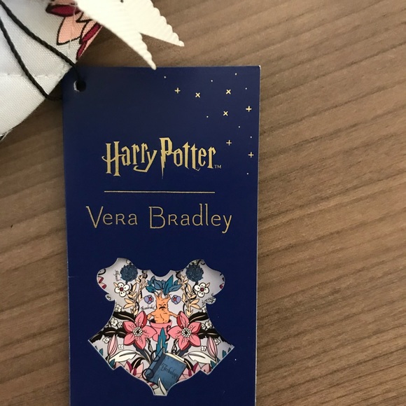 NWT Vera Bradley Harry Potter Mini Sling Backpack - Picture 5 of 6